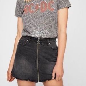 Free People • We The Free Zip Up Denim Skirt Black Raw Edge Hem